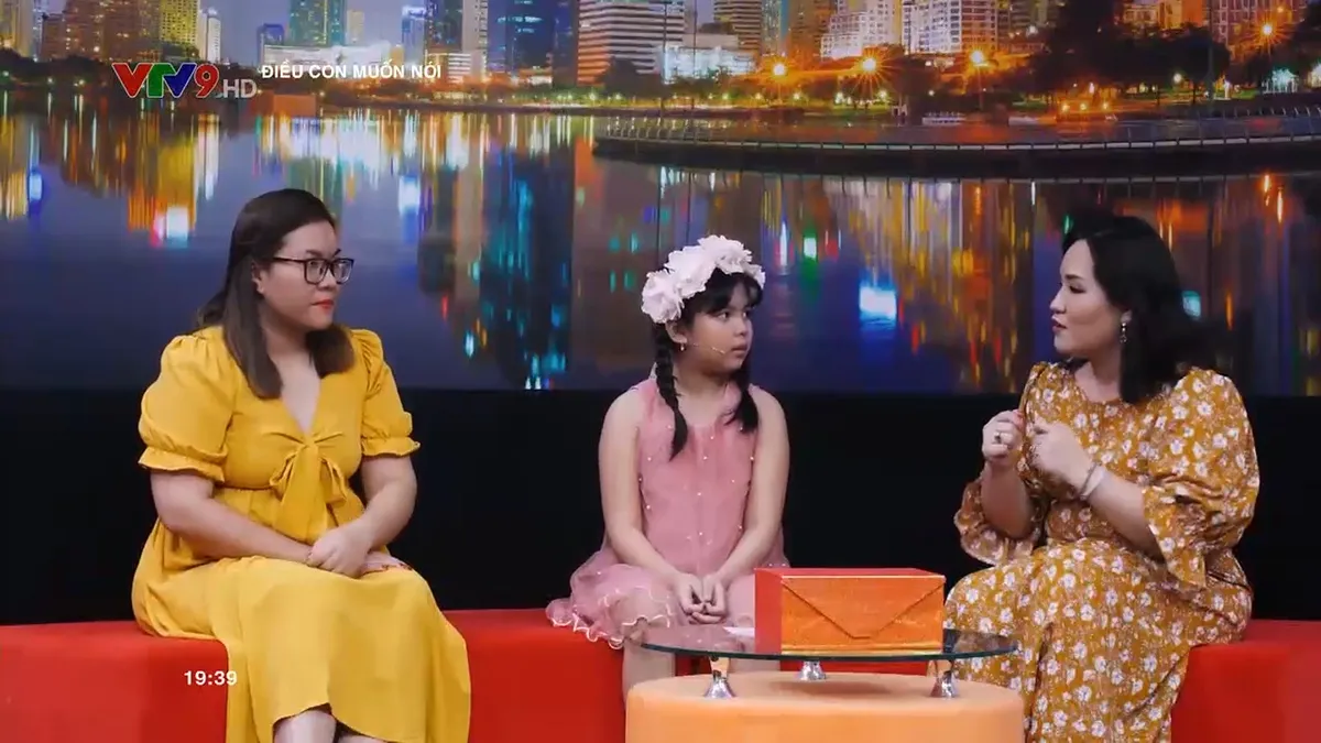 Điều con muốn nói: " Ba mẹ ơi, con mong ba mẹ không cãi nhau nữa, con rất sợ chia tay, con sợ ba mẹ không sống với nhau nữa..."