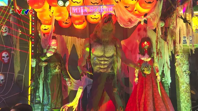 Ấn tượng Phương Nam: Phố đi bộ Bùi Viện ngập sắc màu trước thềm Halloween