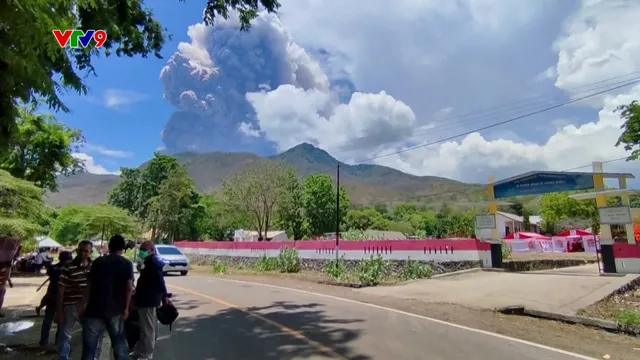 Indonesia: Núi lửa phun trào trở lại