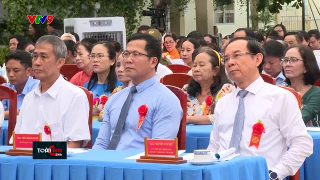 Bí thư Thành uỷ TP. Hồ Chí Minh dự ngày hội Đại đoàn kết toàn dân