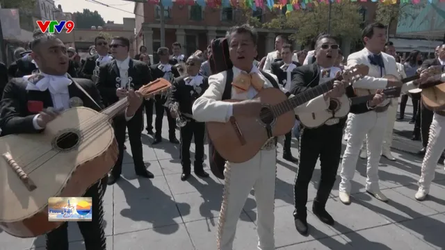 Mexico: Diễu hành tôn vinh nhạc mariachi truyền thống